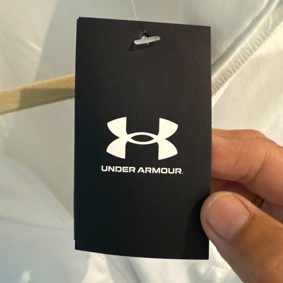 UNDER ARMOUR MOTION JACKET - Picture 8 of 10